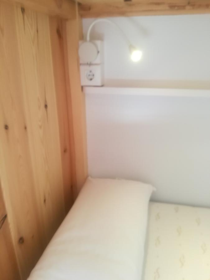 Albergue Milladoiro Ngoại thất bức ảnh
