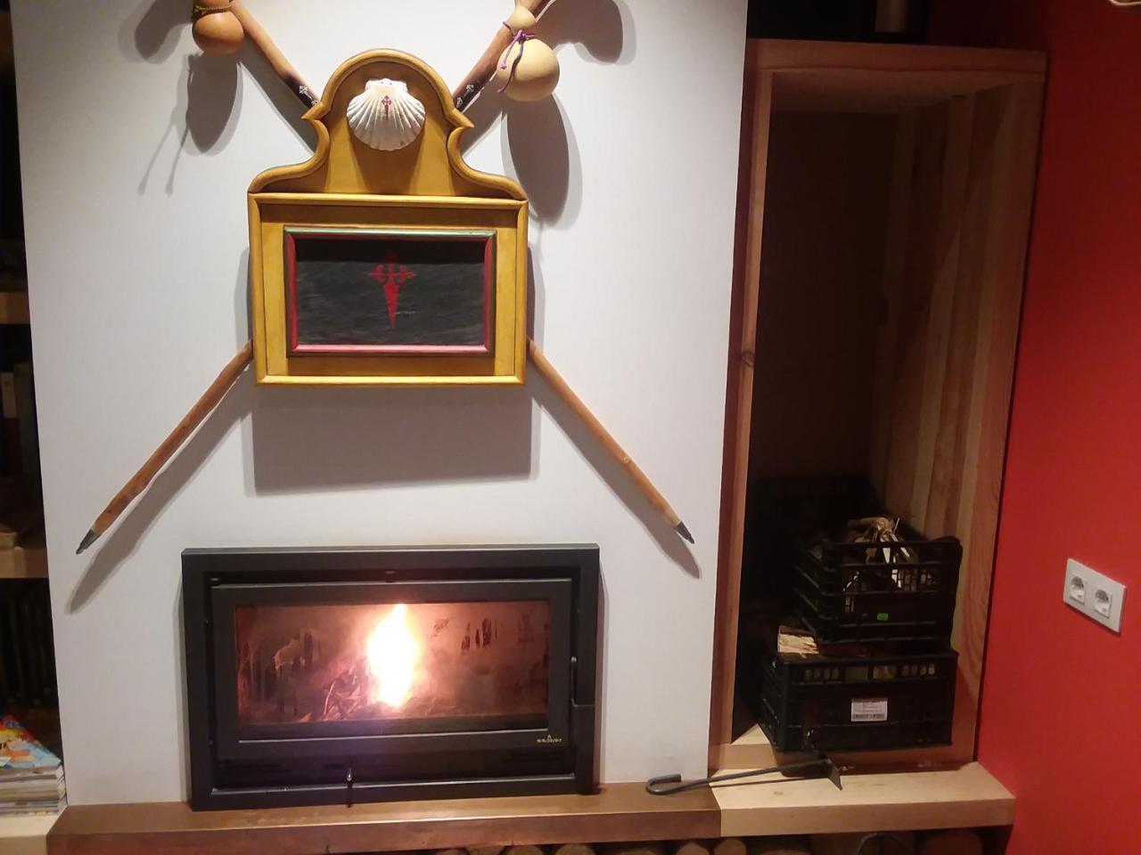 Albergue Milladoiro Ngoại thất bức ảnh